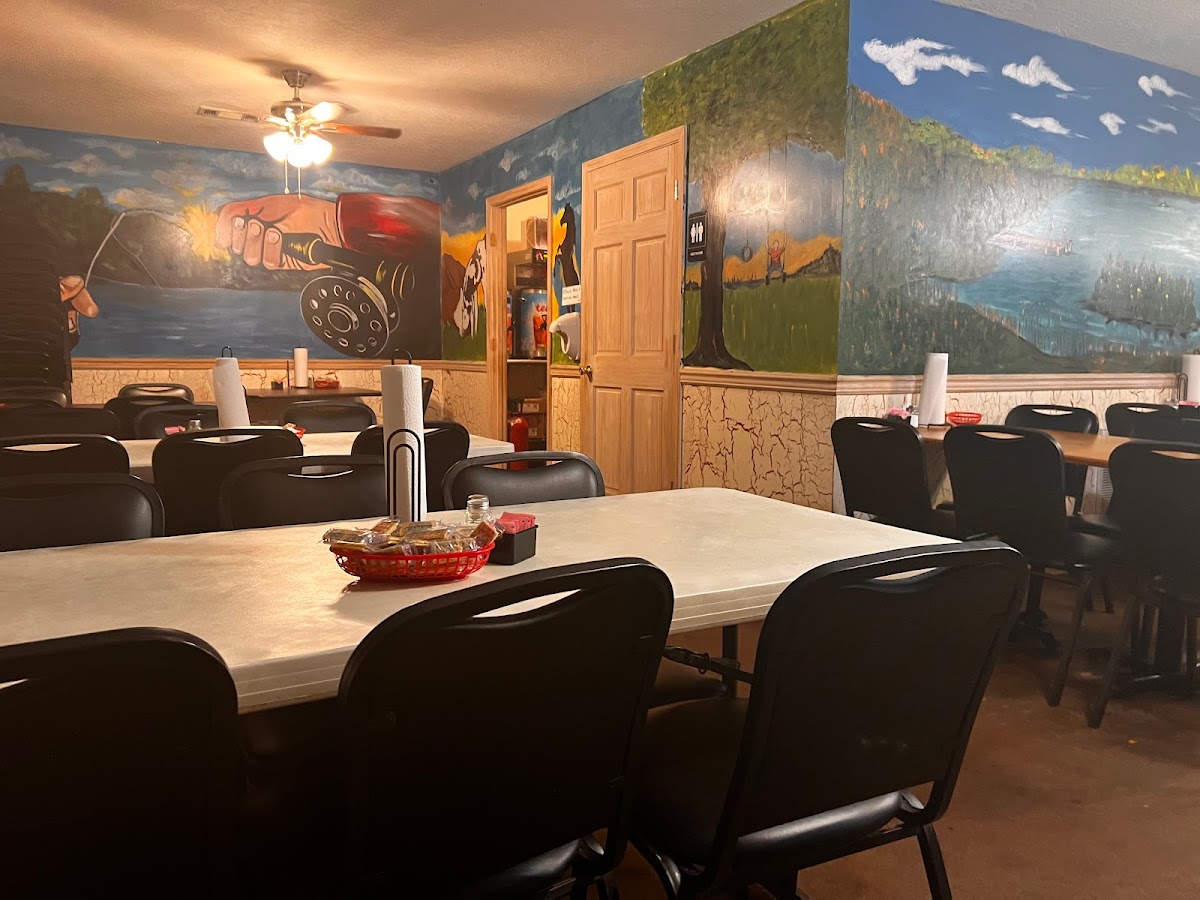 Bubba's Catfish And Steakhouse